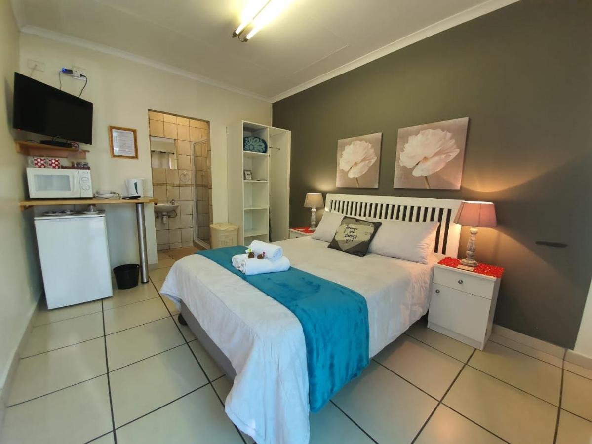 Tehillah Guesthouse Upington Exterior photo